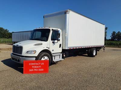 Freightliner M2 106 26 ft Box Truck - 240HP, 9 Speed Automatic, Roll up Door, Liftgate