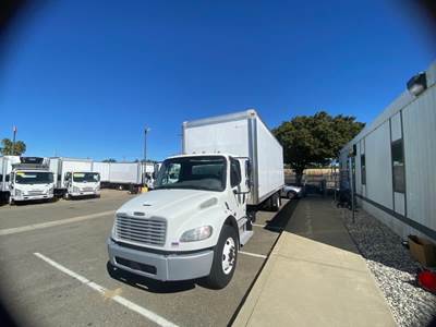 Freightliner M2 106 26 ft Box Truck - 240HP, 9 Speed Automatic, Roll up Door, Liftgate