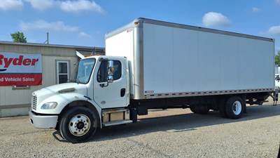 Freightliner M2 106 26 ft Box Truck - 240HP, 9 Speed Automatic, Roll up Door, Liftgate