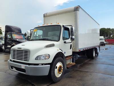 Freightliner M2 106 24 ft Box Truck - 240HP, 6 Speed Automatic, Roll up Door, Liftgate