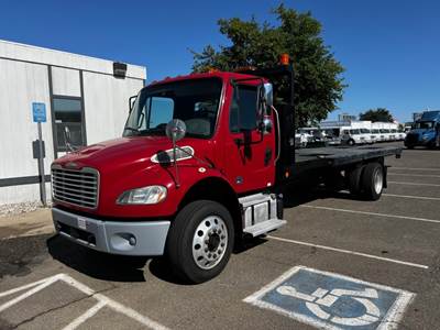 Freightliner M2 106 22 ft Box Truck - 300HP, 6 Speed Automatic