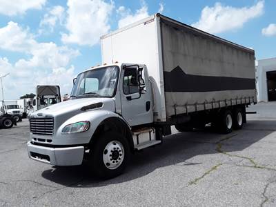 Freightliner M2 106 28 ft Box Truck - 350HP, 10 Speed Manual, Swing Door