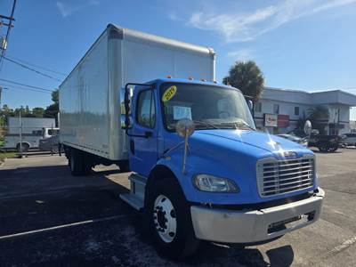 Freightliner M2 106 26 ft Box Truck - 220HP, 6 Speed Automatic, Roll up Door, Liftgate
