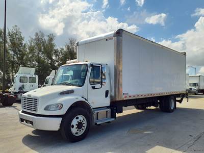 Freightliner M2 106 26 ft Box Truck - 280HP, 6 Speed Automatic, Roll up Door, Liftgate