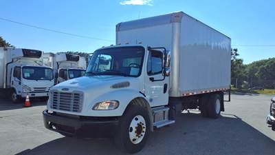 Freightliner M2 106 18 ft Box Truck - 240HP, 6 Speed Automatic, Roll up Door