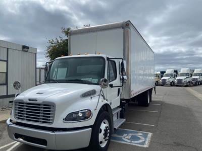 Freightliner M2 106 26 ft Box Truck - 240HP, 9 Speed Automatic, Roll up Door, Liftgate