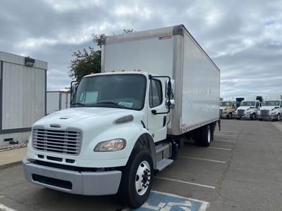 Freightliner M2 106 26 ft Box Truck - 270HP, 6 Speed Automatic, Roll up Door, Liftgate