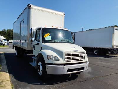 Freightliner M2 106 26 ft Box Truck - 240HP, 9 Speed Automatic, Roll up Door, Liftgate