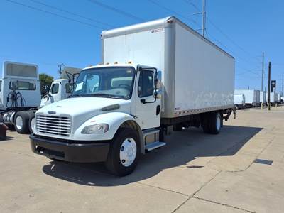Freightliner M2 106 26 ft Box Truck - 240HP, 9 Speed Automatic, Roll up Door, Liftgate