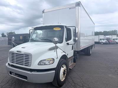 Freightliner M2 106 26 ft Box Truck - 240HP, 9 Speed Automatic, Roll up Door, Liftgate