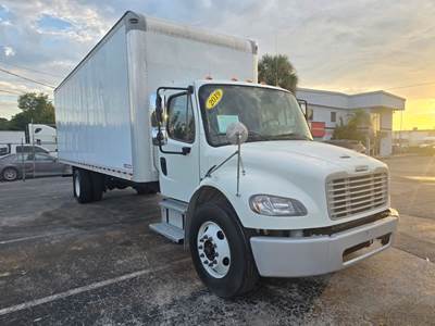 Freightliner M2 106 26 ft Box Truck - 240HP, 6 Speed Automatic, Roll up Door