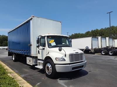 Freightliner M2 106 28 ft Box Truck - 240HP, 6 Speed Automatic, Swing Door