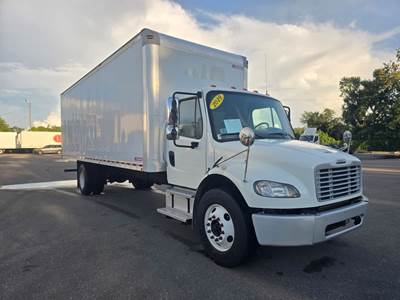 Freightliner M2 106 26 ft Box Truck - 240HP, 6 Speed Automatic, Roll up Door
