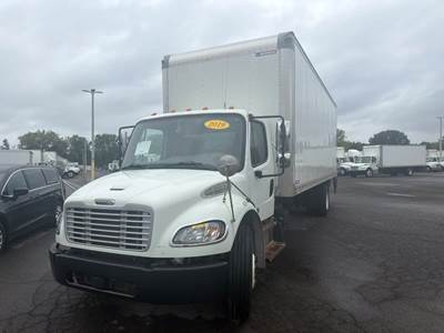 Freightliner M2 106 26 ft Box Truck - 280HP, 6 Speed Automatic, Roll up Door, Liftgate