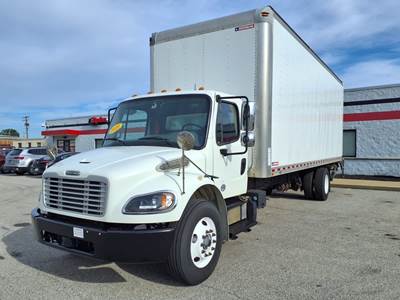 Freightliner M2 106 26 ft Box Truck - 280HP, 9 Speed Automatic, Roll up Door, Liftgate