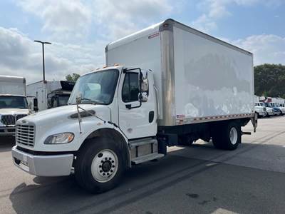 Freightliner M2 106 18 ft Box Truck - 240HP, 6 Speed Automatic, Roll up Door, Liftgate