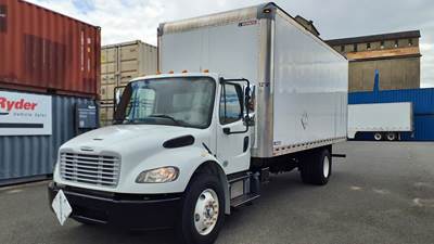 Freightliner M2 106 22 ft Box Truck - 260HP, 9 Speed Automatic, Roll up Door