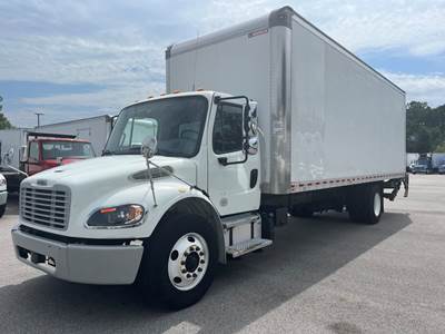 Freightliner M2 106 26 ft Box Truck - 240HP, 9 Speed Automatic, Roll up Door, Liftgate