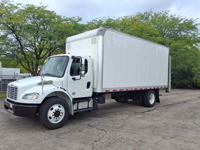 Freightliner M2 106 20 ft Box Truck - 260HP, 6 Speed Automatic, Roll up Door, Liftgate
