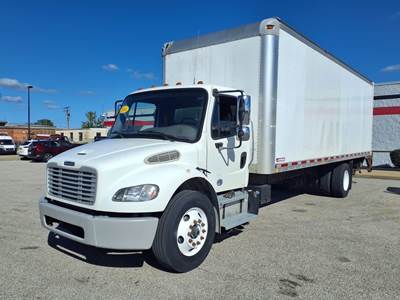 Freightliner M2 106 26 ft Box Truck - 240HP, 5 Speed Automatic, Roll up Door, Liftgate