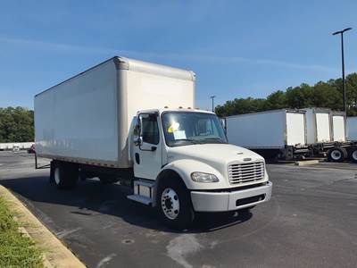 Freightliner M2 106 26 ft Box Truck - 230HP, 9 Speed Automatic, Roll up Door