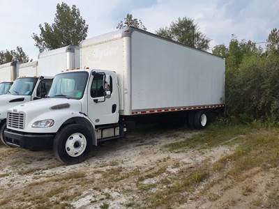 Freightliner M2 106 26 ft Box Truck - 280HP, 9 Speed Automatic, Roll up Door, Liftgate