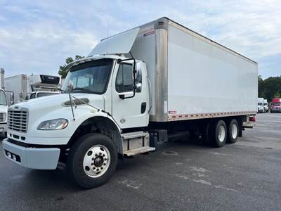 Freightliner M2 106 26 ft Box Truck - 270HP, 9 Speed Manual, Roll up Door, Liftgate