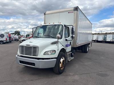 Freightliner M2 106 26 ft Box Truck - 240HP, 6 Speed Automatic, Roll up Door, Liftgate