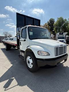 Freightliner M2 106 Box Truck - 240HP, 6 Speed Manual, Liftgate