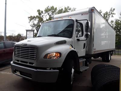 Freightliner M2 106 29 ft Box Truck - 350HP, 6 Speed Automatic, Roll up Door, Liftgate