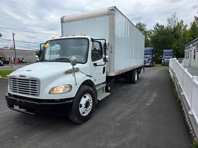 Freightliner M2 106 24 ft Box Truck - 240HP, 6 Speed Automatic, Roll up Door, Liftgate