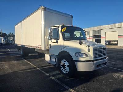 Freightliner M2 106 26 ft Box Truck - 240HP, 6 Speed Automatic, Roll up Door, Liftgate