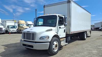 Freightliner M2 106 26 ft Box Truck - 240HP, 6 Speed Automatic, Roll up Door, Liftgate
