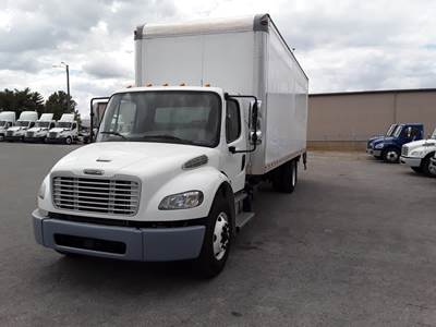 Freightliner M2 106 26 ft Box Truck - 240HP, 9 Speed Automatic, Roll up Door, Liftgate