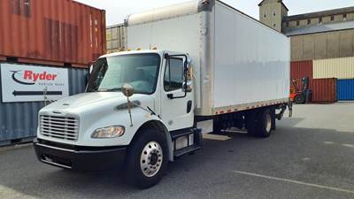 Freightliner M2 106 22 ft Box Truck - 230HP, 6 Speed Automatic, Roll up Door, Liftgate