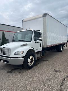 Freightliner M2 106 26 ft Box Truck - 240HP, 6 Speed Automatic, Roll up Door, Liftgate
