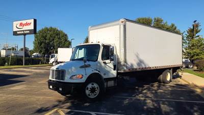 Freightliner M2 106 26 ft Box Truck - 260HP, 6 Speed Automatic, Roll up Door, Liftgate