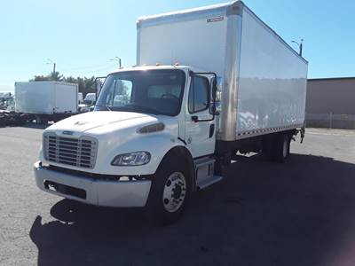 Freightliner M2 106 26 ft Box Truck - 240HP, 9 Speed Automatic, Roll up Door, Liftgate