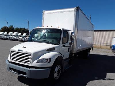 Freightliner M2 106 26 ft Box Truck - 240HP, 9 Speed Automatic, Roll up Door, Liftgate