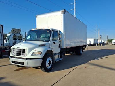 Freightliner M2 106 26 ft Box Truck - 240HP, 6 Speed Automatic, Roll up Door, Liftgate