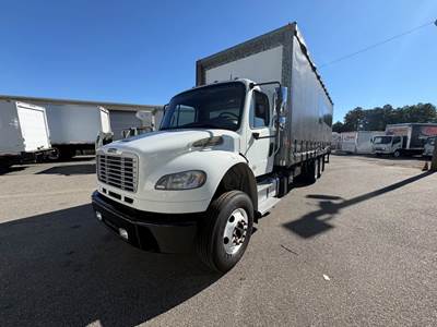 Freightliner M2 106 28 ft Box Truck - 330HP, 6 Speed Automatic, Roll up Door