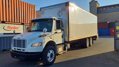 Freightliner M2 106 28 ft Box Truck - 270HP, 6 Speed Automatic, Roll up Door, Liftgate