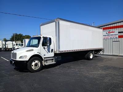 Freightliner M2 106 26 ft Box Truck - 240HP, 9 Speed Automatic, Roll up Door, Liftgate