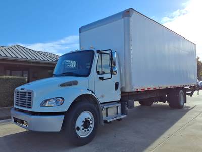 Freightliner M2 106 26 ft Box Truck - 240HP, 6 Speed Automatic, Roll up Door, Liftgate
