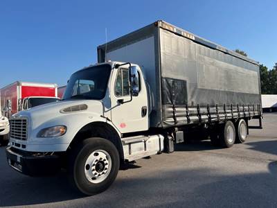 Freightliner M2 106 26 ft Box Truck - 330HP, 6 Speed Automatic, Roll up Door