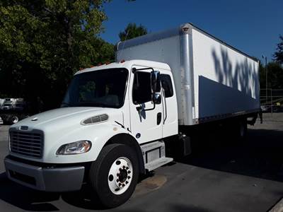 Freightliner M2 106 26 ft Box Truck - 240HP, 6 Speed Automatic, Roll up Door, Liftgate