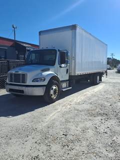 Freightliner M2 106 26 ft Box Truck - 240HP, 6 Speed Automatic, Roll up Door, Liftgate