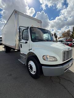 Freightliner M2 106 26 ft Box Truck - 240HP, 6 Speed Manual, Liftgate
