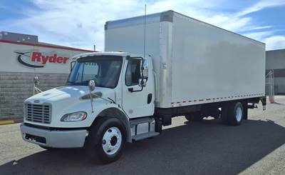 Freightliner M2 106 26 ft Box Truck - 240HP, 6 Speed Automatic, Roll up Door, Liftgate