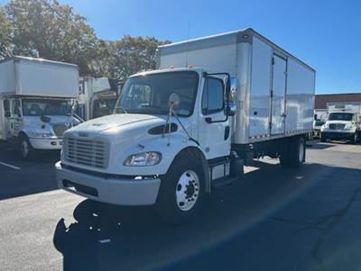 Freightliner M2 106 20 ft Box Truck - 280HP, 6 Speed Automatic, Roll up Door